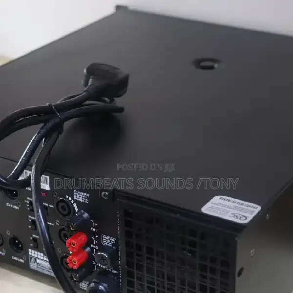 QSC RMX Series RMX 3050 Power Amplifier