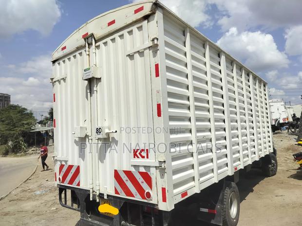 Mitsubishi Fh - thumbnail 4