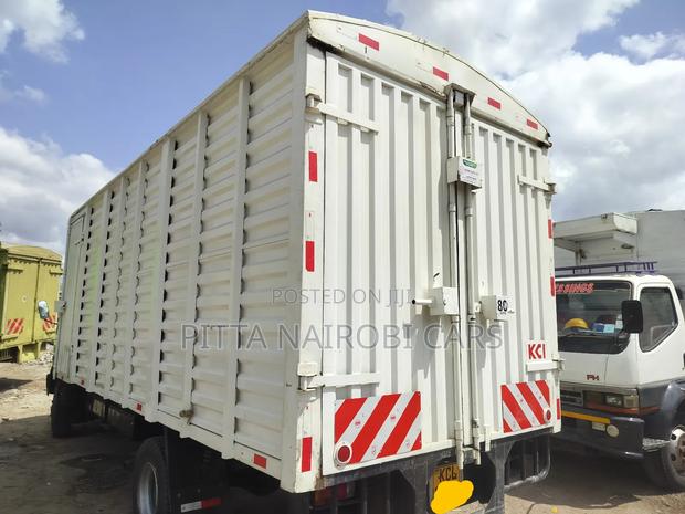 Mitsubishi Fh - thumbnail 5