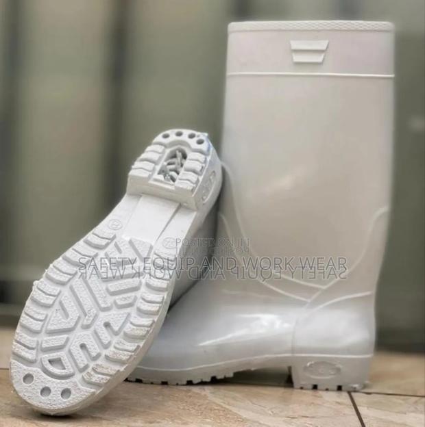 Cp Lightduty Gumboots For Quick Daily Use.