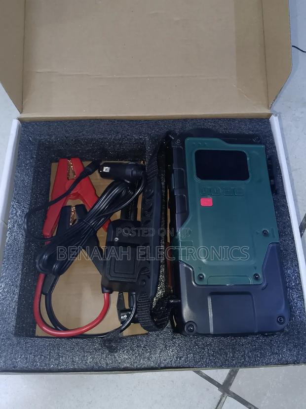 Efficient Car Jumpstart, Inbuilt Inflator, Torch, Charger - thumbnail 2