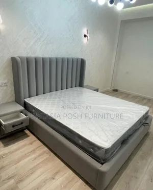 5x6 Urban and Trendy Chester Bed