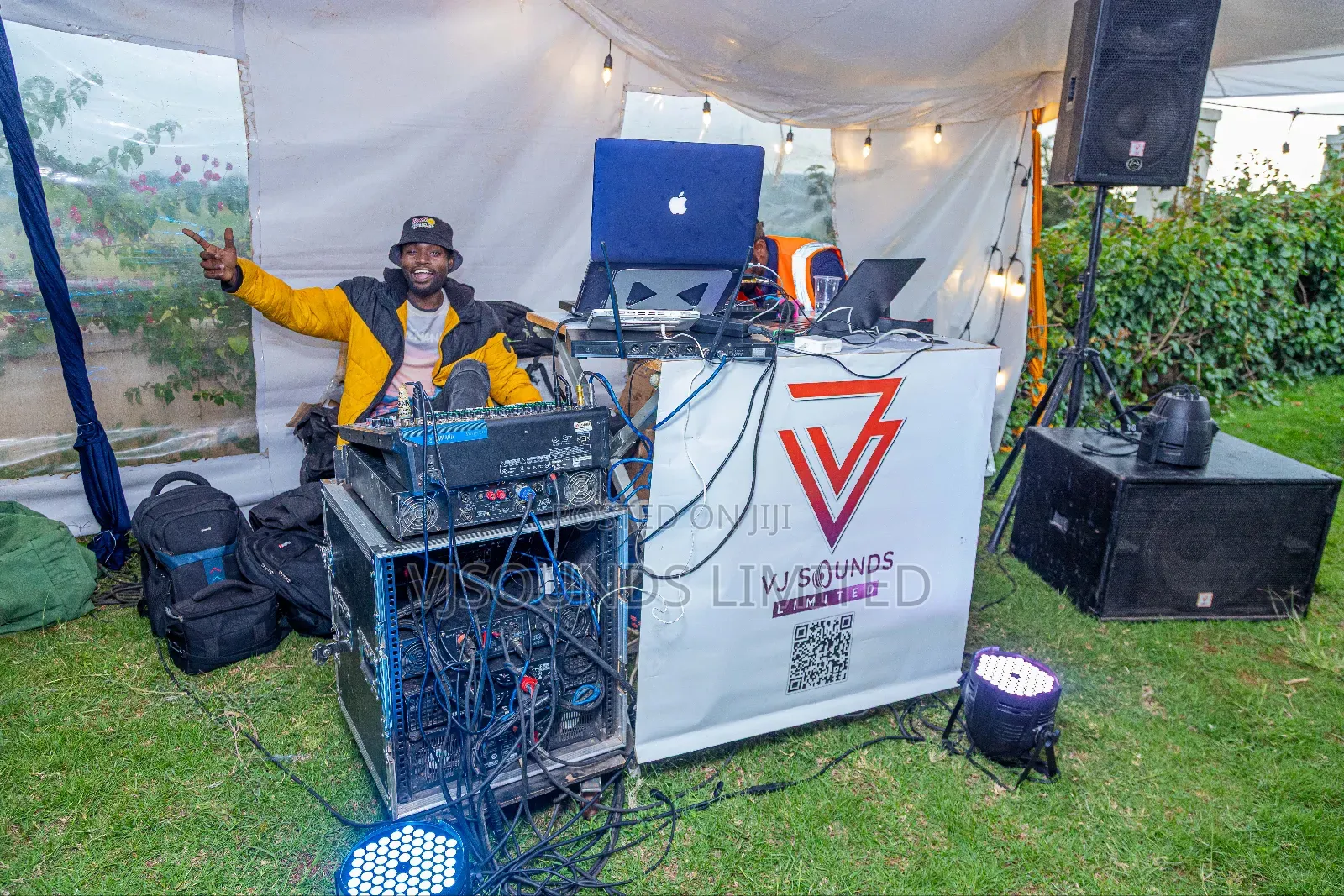 Event Planner,Dj,Pa System,Decor,Lighting Livestream