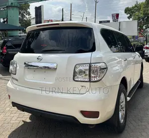 Nissan Patrol 2013 White