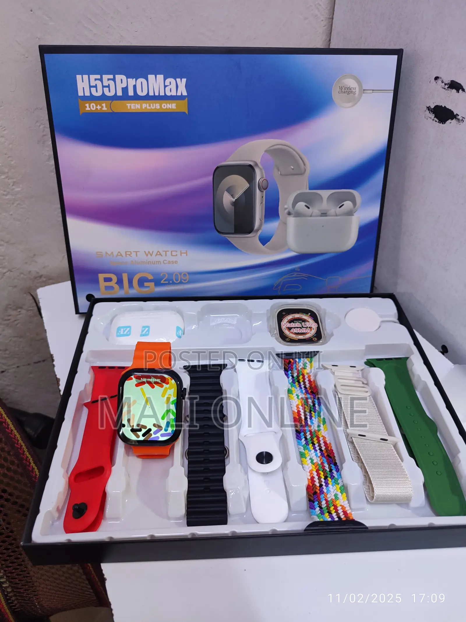 H55 Promax 10+1 Smartwatch Bundle 2.09” Display