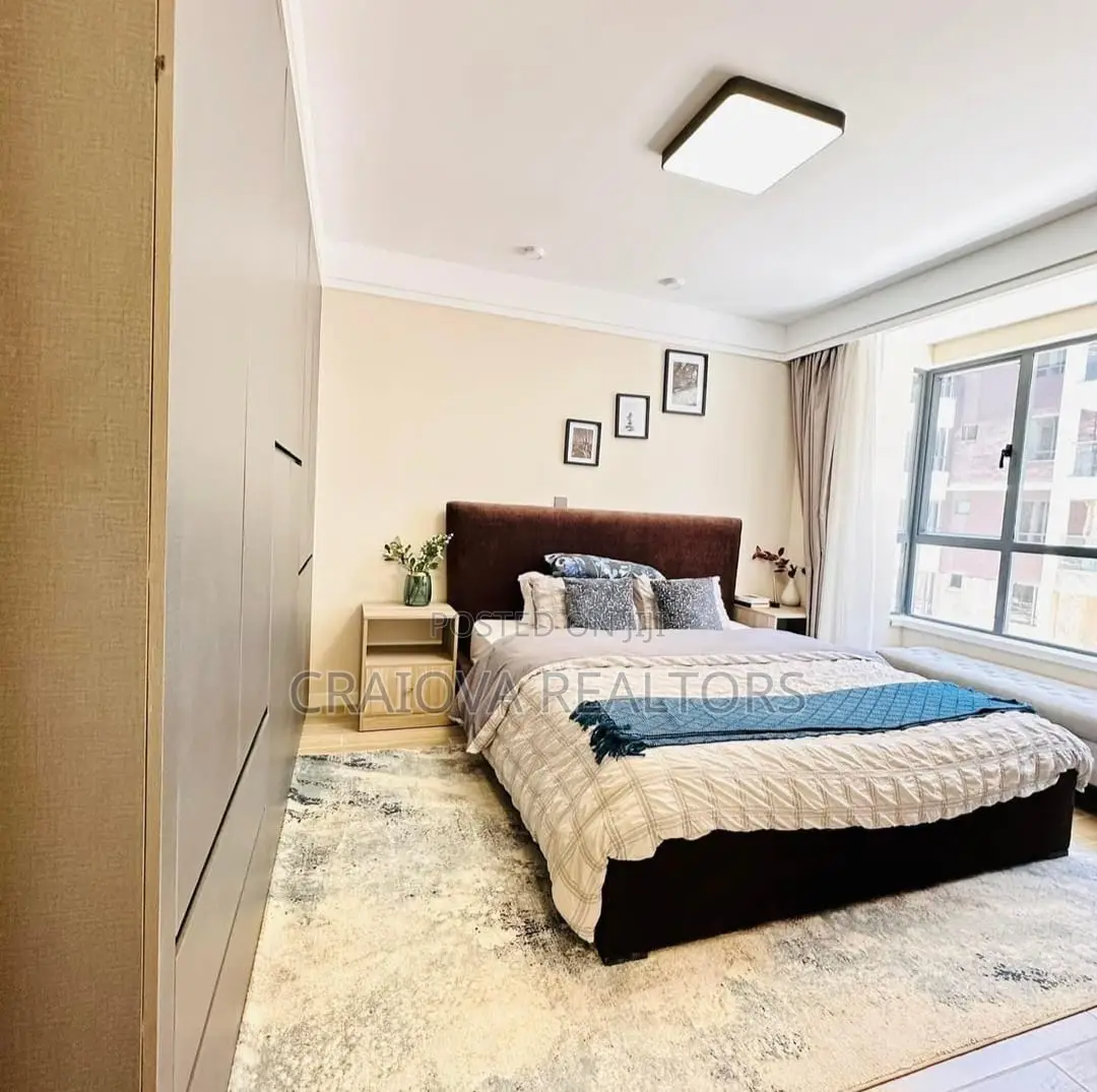 3bdrm Apartment in Gateway Mall Area for sale