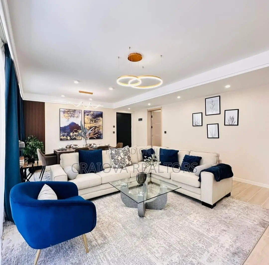 3bdrm Apartment in Gateway Mall Area for sale