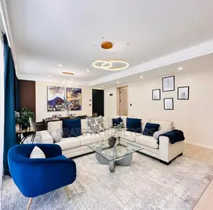 3bdrm Apartment in Gateway Mall Area for sale