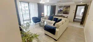 3bdrm Apartment in Gateway Mall Area for sale
