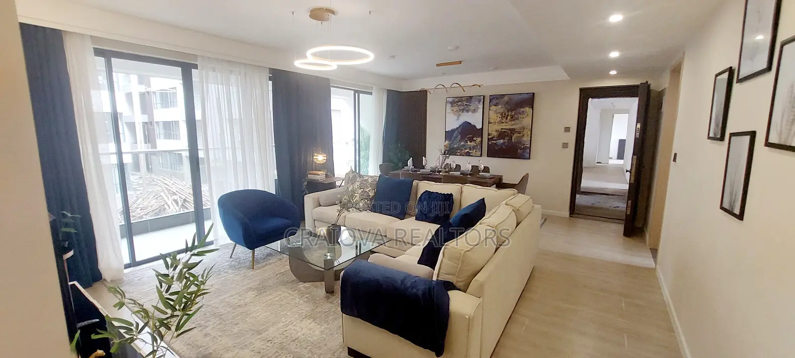3bdrm Apartment in Gateway Mall Area for sale