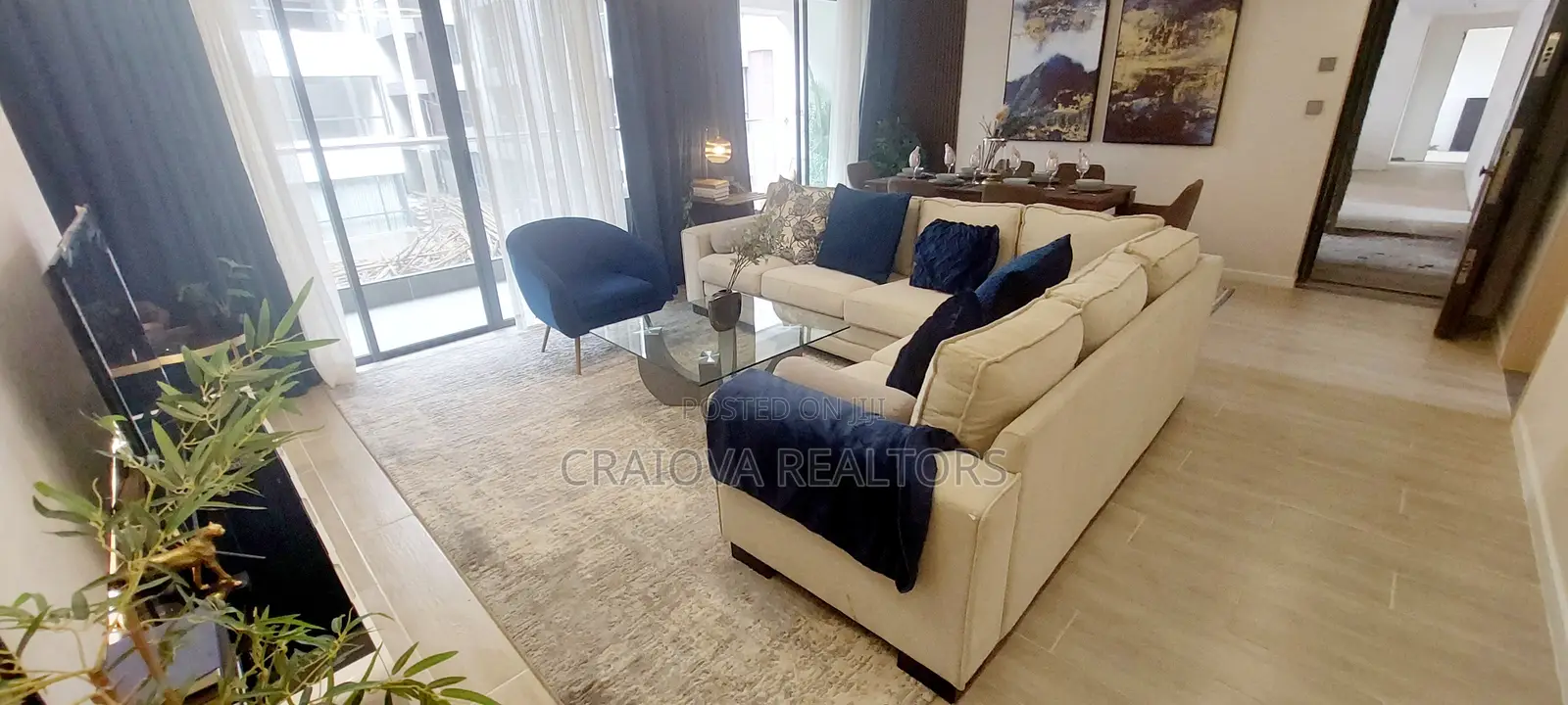 3bdrm Apartment in Gateway Mall Area for sale