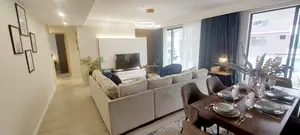 2bdrm Apartment in Gateway Mall Area for sale