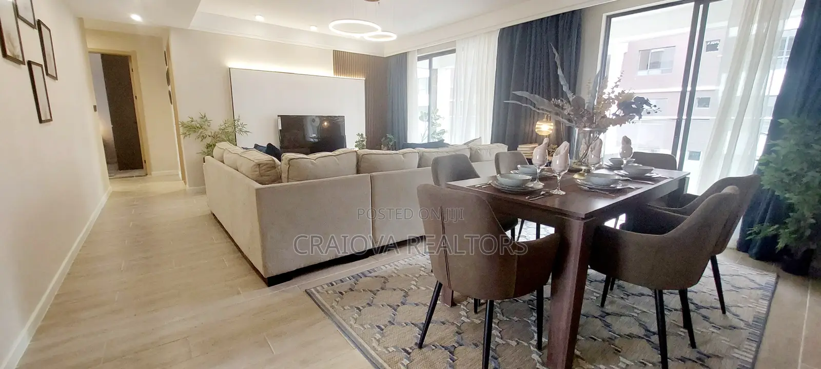 2bdrm Apartment in Gateway Mall Area for sale
