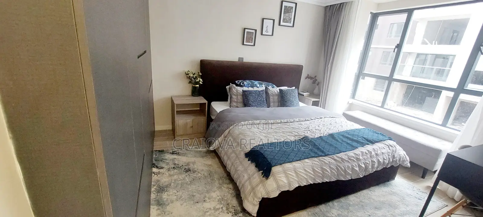 2bdrm Apartment in Gateway Mall Area for sale