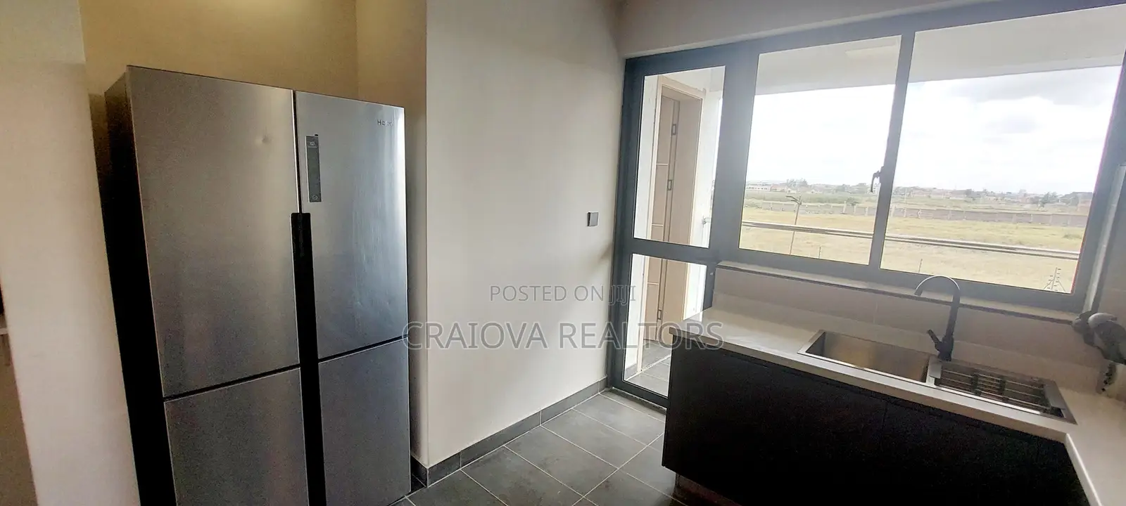 2bdrm Apartment in Gateway Mall Area for sale