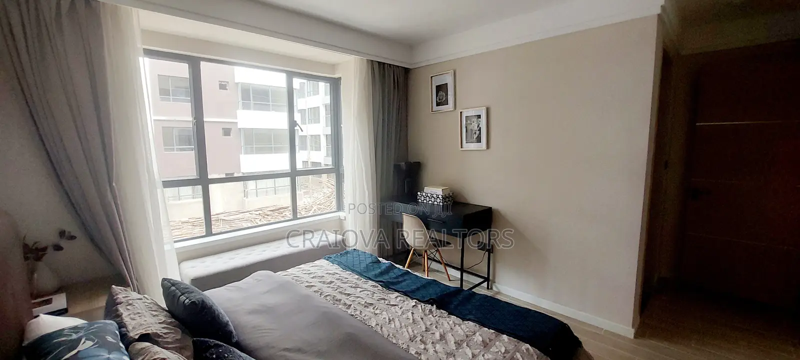 2bdrm Apartment in Gateway Mall Area for sale