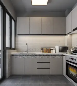 1bdrm Apartment in Gateway Mall Area for sale