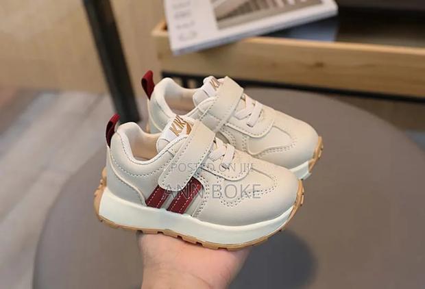 *Kids Nb Sneakers*
*Sizes : 26,27,29*
*Price :1600*