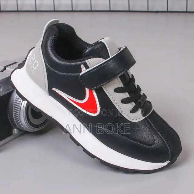 *Nb Kids Sneakers* *Sizes : 27,31,32,34,35,36,37*