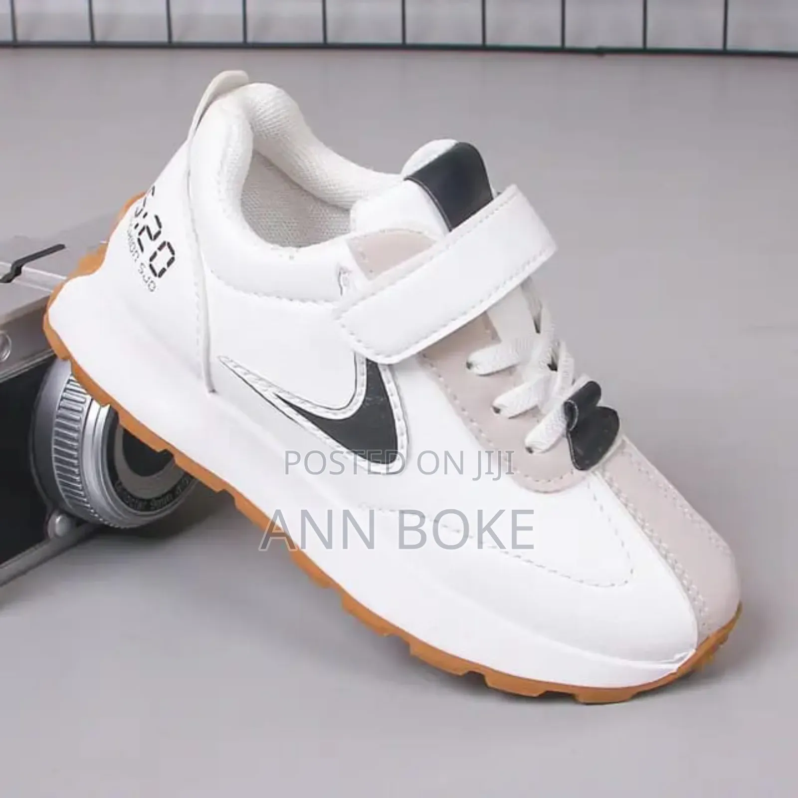 *Nb Kids Sneakers* *Sizes : 27,31,32,34,35,36,37*