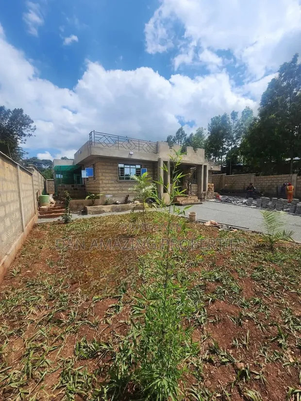 4bdrm Bungalow in Maragara Rd, Kibiku for sale