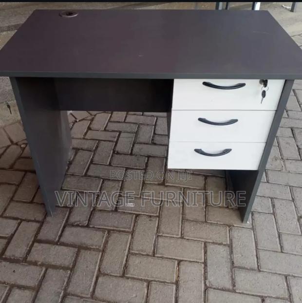 Office Table J009