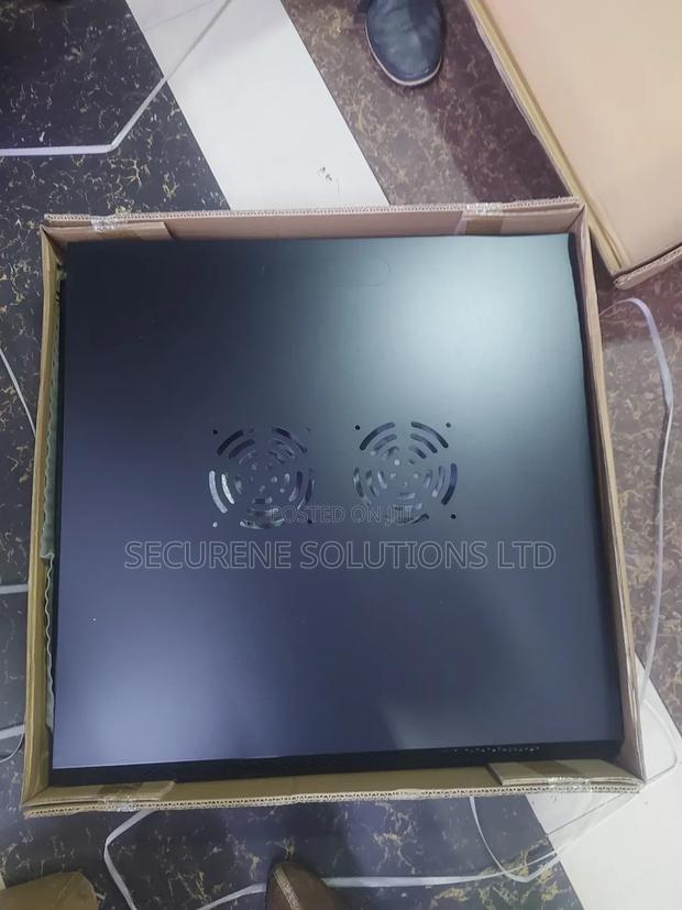 9u Server Rack Or Cabinet,600x600x500 Mm. - main view