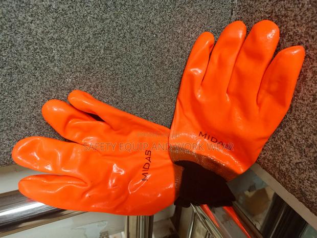 Insulated Cold Room Gloves For Refrigerated Warehouses