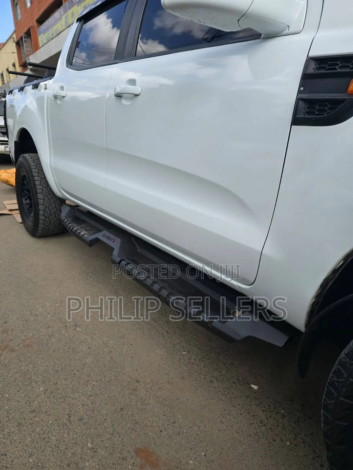 We Installed Nudge Spoiler Bar Side-Steps on Ford Ranger