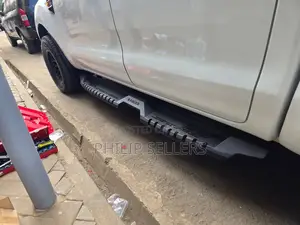 We Installed Nudge Spoiler Bar Side-Steps on Ford Ranger