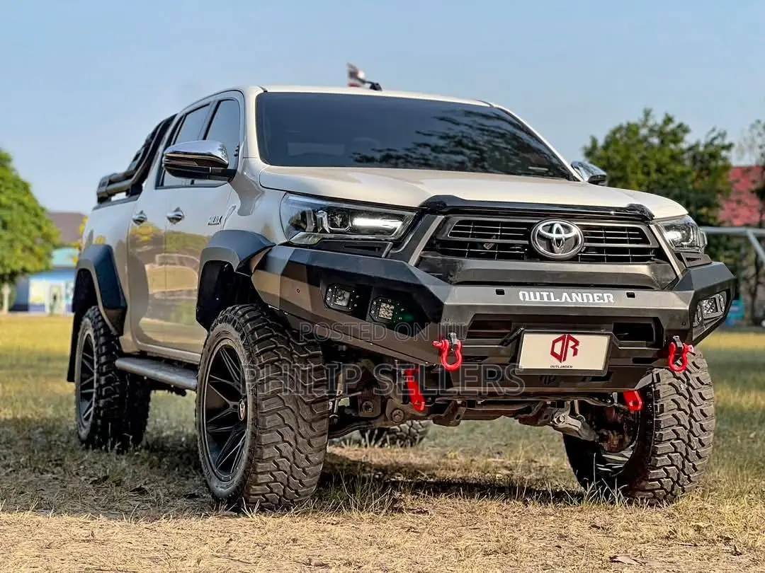 Toyota Hilux Bullbar Available