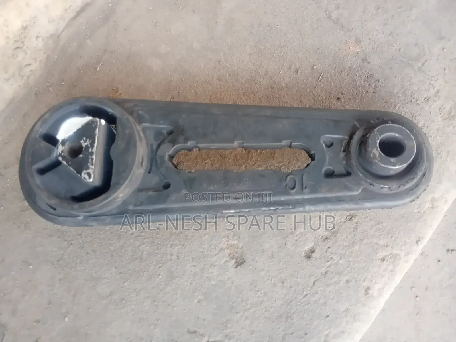 Nissan Latio Lower Engine Mounting
