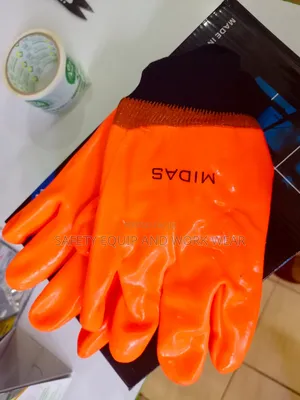 Cold Room Gloves For Long Term Comfort And Protection