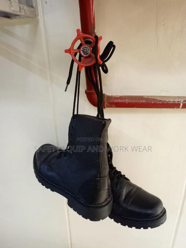 Executive Security Boots With Premium Leather Finish - main view