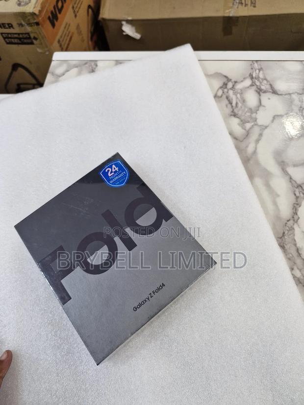 New Samsung Galaxy Z Fold4 512 GB Blue - thumbnail 2
