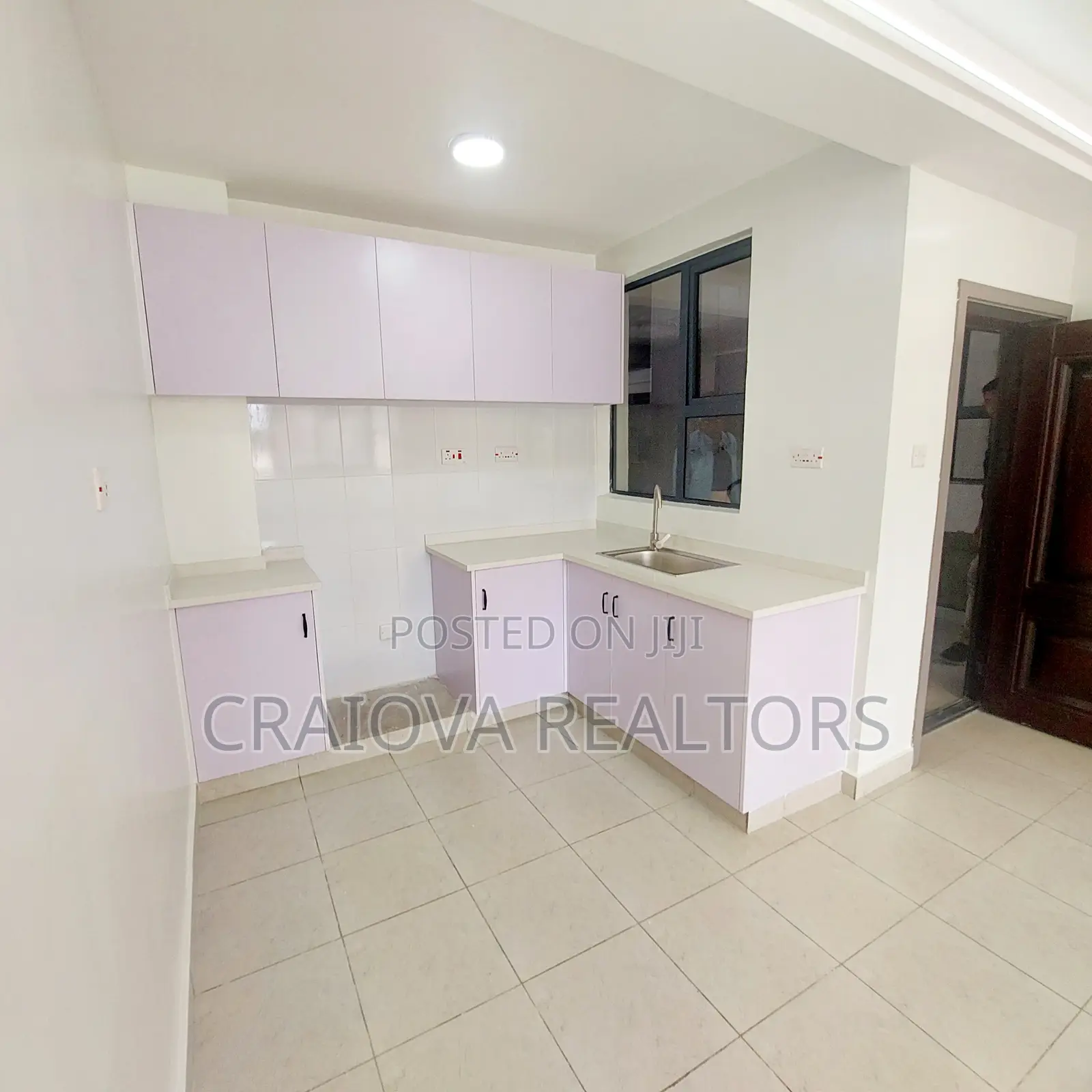 3bdrm Apartment in Kitengela for sale