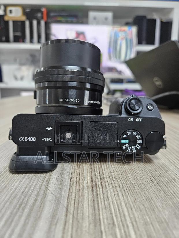 Sony A6400 Mirrorless Camera