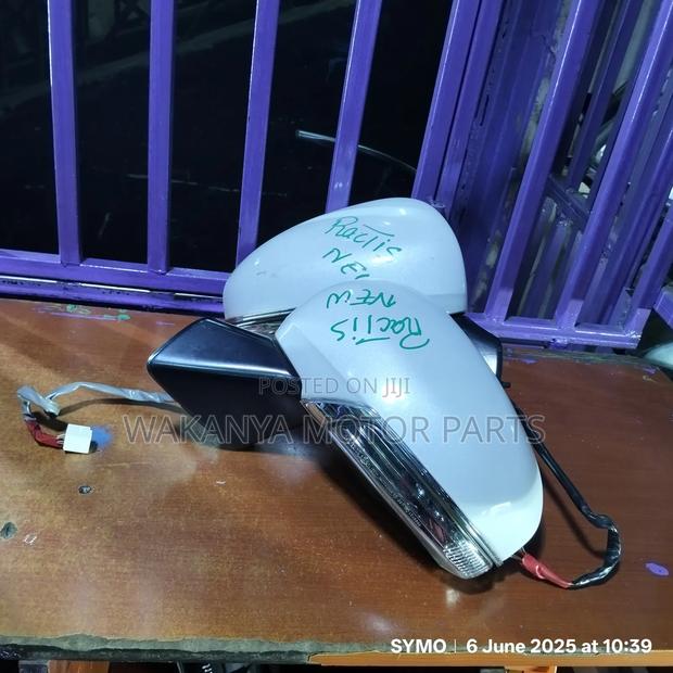 Toyota Ractis Model 2012 To 2018 Power Side Mirror, Ex Japan