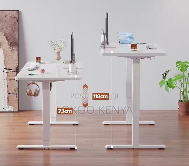 Office Desk: 1400 Series Electric Lift Table
