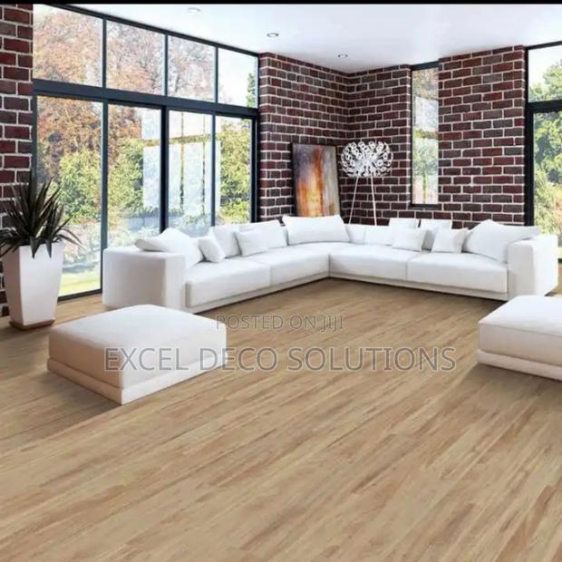 Easy-Clean Birch SPC Planks - main view