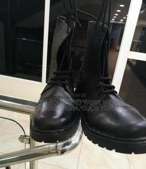 Security Boots For Transport Officers. - main view