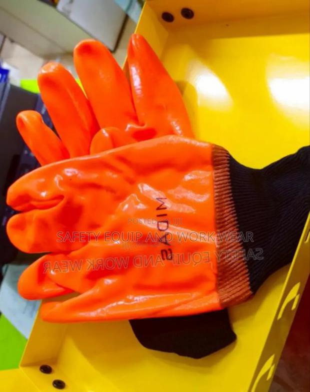 Cold Room Gloves For Daily Loading Dock Operations