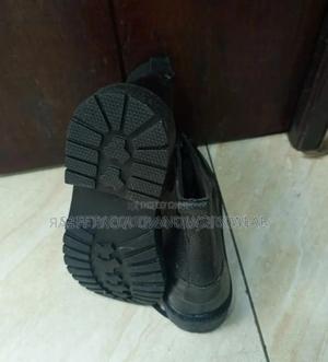 Security Boots That Are Durable - thumbnail 2