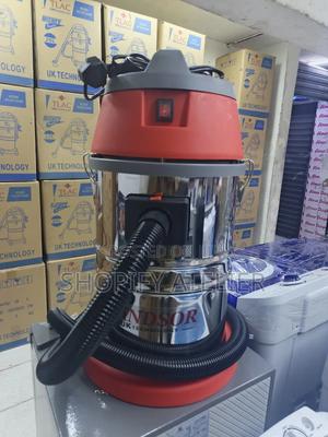 Windsor 30l Wet and Dry Vacuum Cleaner - thumbnail 2