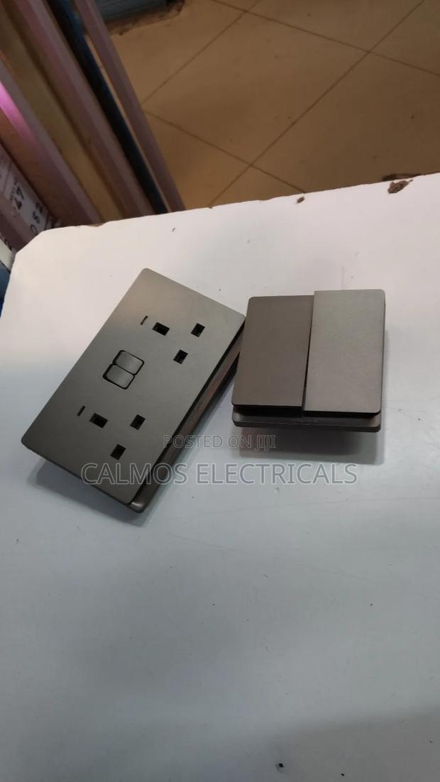 Grey Twin Sockets - thumbnail 2