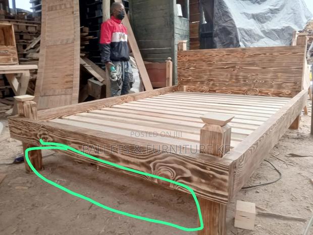 Pallet Bed