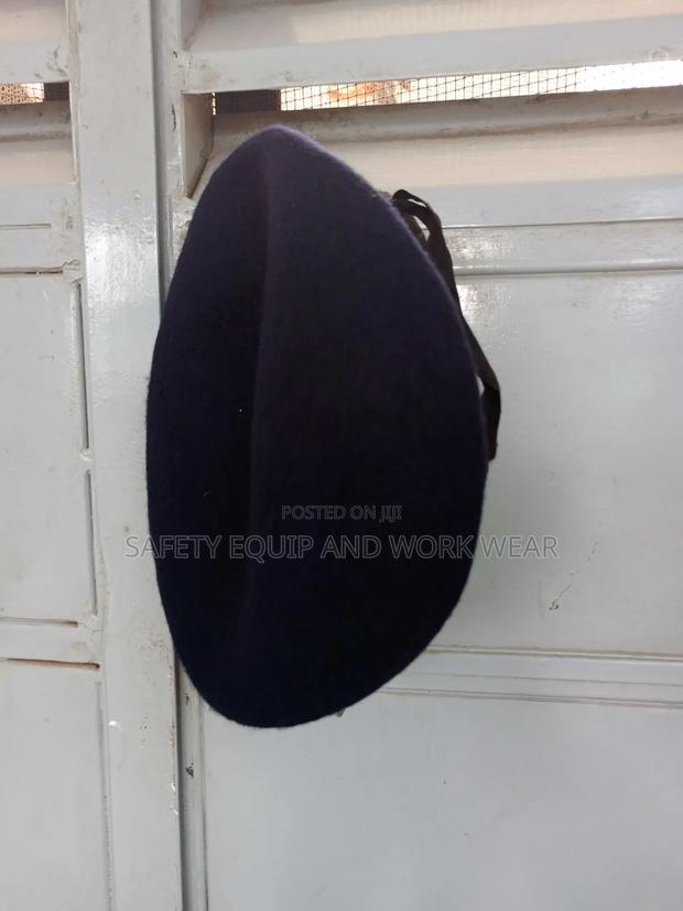 High Quality Wool Beret For Guards.