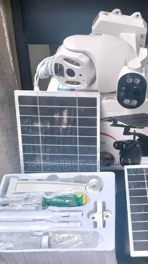 Dual Lens PTZ Solar Powered Camera for Outdoor