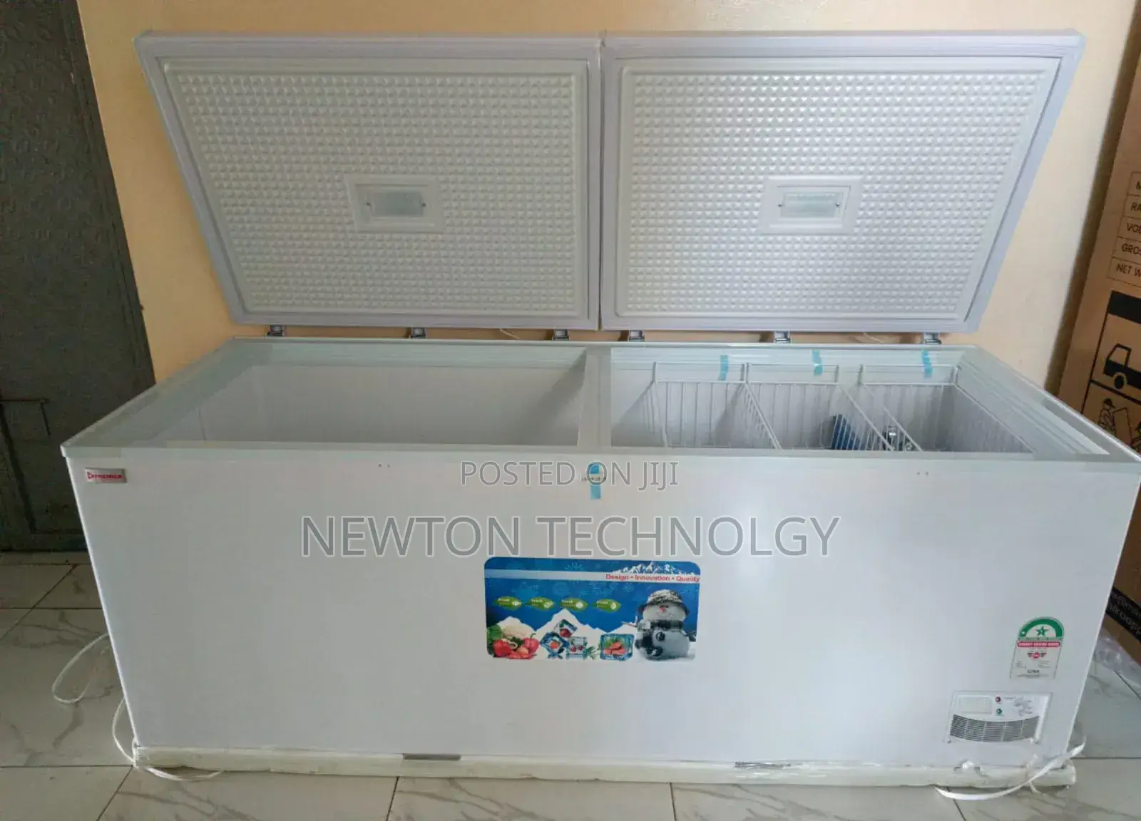 Premier 700l Freezer *Freezer
