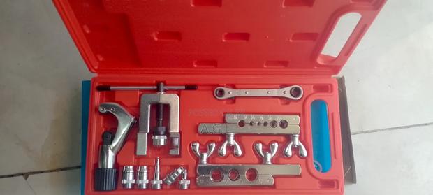 Flaring and Swaging Tool Kit( With Pipe Cutter )